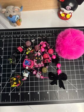 Kids Pink Cat Bead Keychain with Pom Pom and Bow